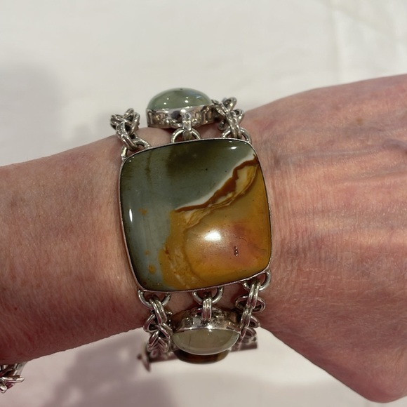 Echo of the Dreamer Sterling and Stone Bracelet - Picture 2 of 11